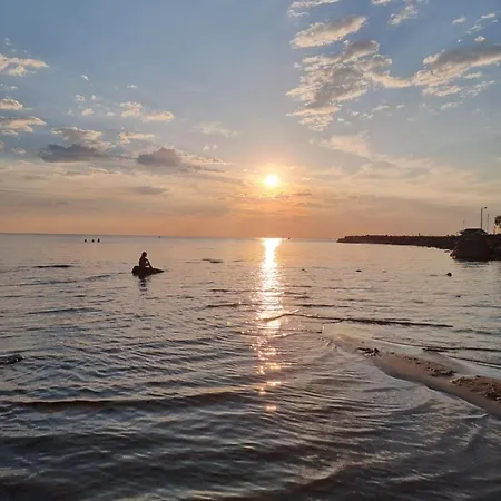 Aurinkoranta D3 Iso Merinaekymaellae * カラヨキ